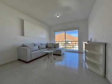 Venta de Condominio ¡Oportunidad Imperdible en Sunset Beach, Cabo San Lucas!