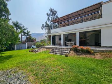 VENDO CASA EN CIENEGUILLA 800m2