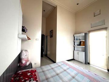 Rumah Mewah Eropa Klasik di Mertoyudan Magelang