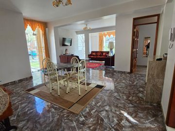 Hermoso departameto de 160mt2 frente a 3er parque de los portales - Huanuco