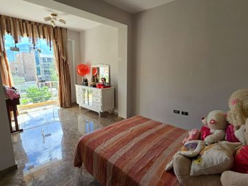 Hermoso departameto de 160mt2 frente a 3er parque de los portales - Huanuco