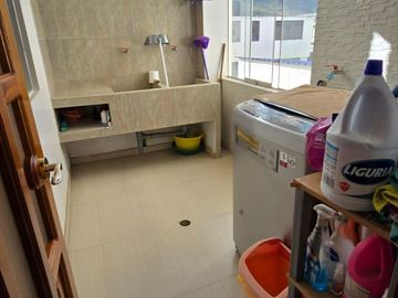 Hermoso departameto de 160mt2 frente a 3er parque de los portales - Huanuco