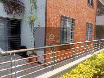 Apartamento venta en primer piso barrio La Hacienda