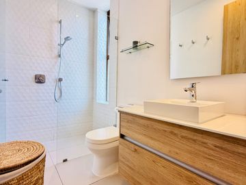 CASA EN VENTA- 3 HABITACIONES- SECTOR: RUTA VIVA, ALTURA INTERVALLES