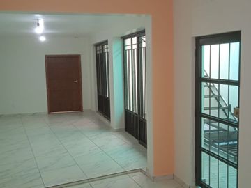 CASA EN VENTA EN EL CENTRO HISTÓRICO DE ZACATECAS, ZAC. FRENTE A MUSEO MANUEL FELGUÉREZ
