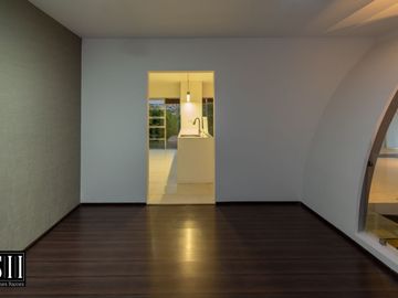 CASA VENTA CUMBRES DEL LAGO JURIQUILLA 3 RECAMARAS, ALBERCA, JARDIN MODERNISTA, ROOF.