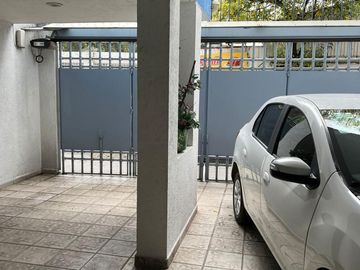 Casa en venta en Prados Coyoacán, en Coyoacán,
