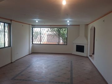 San José del Valle, hermosa propiedad con 900m2 de terreno y 300m2 de construcción