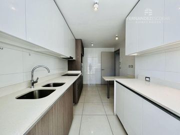 REÑACA - VENDE DEPTO 3D 3B 2E - ED MAKROVISTA