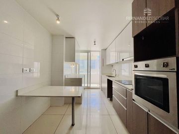 REÑACA - VENDE DEPTO 3D 3B 2E - ED MAKROVISTA