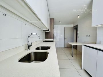 REÑACA - VENDE DEPTO 3D 3B 2E - ED MAKROVISTA