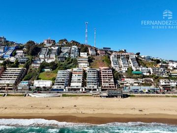 REÑACA - VENDE DEPTO 3D 2B 1E BODEGA - FRENTE A LA PLAYA