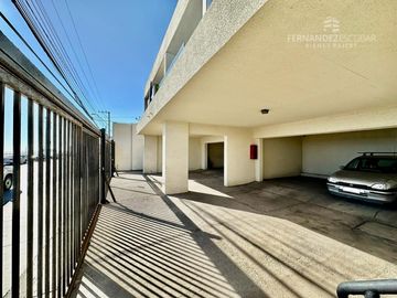 REÑACA - VENDE DEPTO 3D 2B 1E BODEGA - FRENTE A LA PLAYA