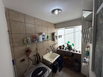 VENTA DEPARTAMENTO EN LA CALERA DE LA MERCED, SURQUILLO!