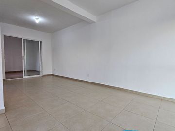 Casa de Oportunidad en Hacienda la Gloria opción de 5 recámaras
