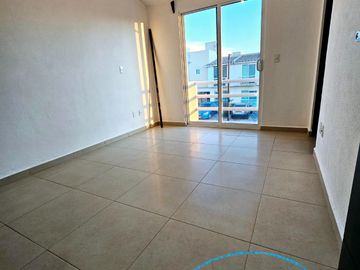 Casa de Oportunidad en Hacienda la Gloria opción de 5 recámaras