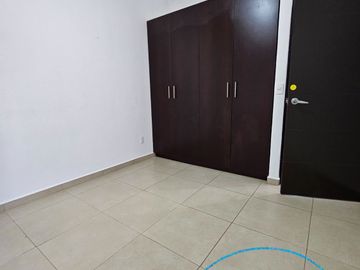 Casa de Oportunidad en Hacienda la Gloria opción de 5 recámaras
