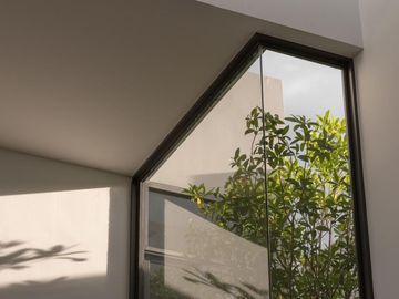 Modern pool villa house for sale with double volume and spacious outdoor party located in the middle of city only 5 mins from Nimman