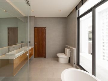 Modern pool villa house for sale with double volume and spacious outdoor party located in the middle of city only 5 mins from Nimman