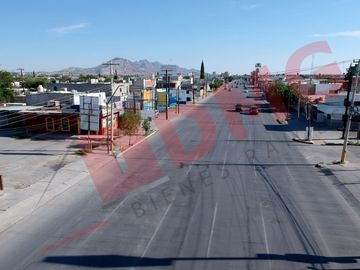 CASA EN VENTA, COL. TRES HERMANOS ARECCO, CD. JUÁREZ, CHIH.