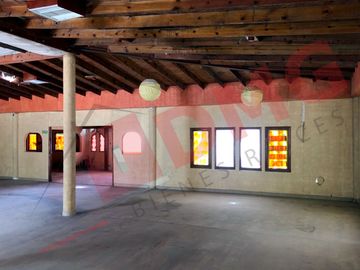 PROPIEDAD EN VENTA TIPO HACIENDA EN LOMA BLANCA