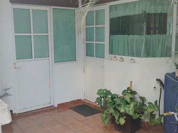 OPORTUNIDAD UNICA VENDO CASA BOSQUES DEL LAGO
