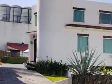 OPORTUNIDAD UNICA VENDO CASA BOSQUES DEL LAGO