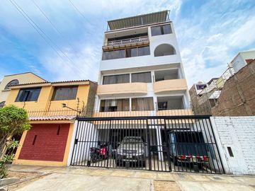 Venta De Departamento En Surco – Próceres