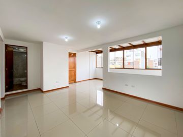Venta De Departamento En Surco – Próceres
