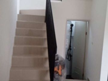 INVESTASI RUMAH 2 LANTAI, 15 MNT KE ST. MRT LEBAK BULUS, SHM 700 JT FREE BIAYA