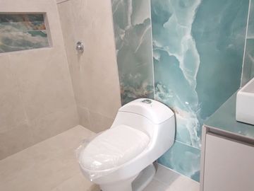 C290 - Venta Casa en Lago de Capeira Moderna por Estrenar - Guayaquil