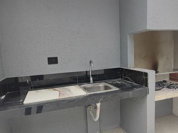 C290 - Venta Casa en Lago de Capeira Moderna por Estrenar - Guayaquil