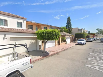 Av. Club Britania No.37, Lomas De Aguacaliente 1ra Secc, Tijuana, Herradura, Tijuana, Baja California