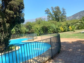 SE VENDE PARCELA 5.200 M2 LAGUNA DE ACULEO