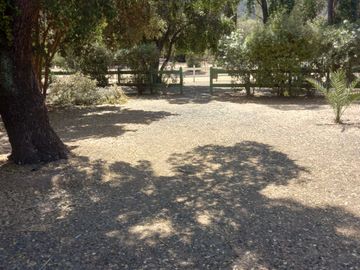 SE VENDE PARCELA 5.200 M2 LAGUNA DE ACULEO