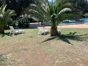 SE VENDE PARCELA 5.200 M2 LAGUNA DE ACULEO