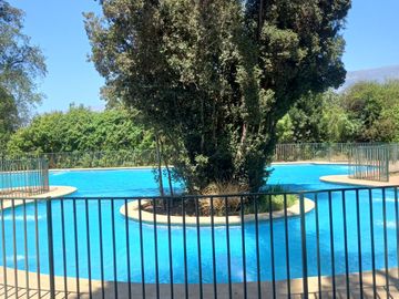 SE VENDE PARCELA 5.200 M2 LAGUNA DE ACULEO
