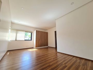 Affordable zen type single detached house and lot for sale inside sun valley estate antipolo city