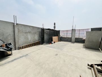 CASA COMERCIAL EN VENTA EN LA AV. QUILCA Y OMICRON CALLAO