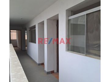 Venta De Local Comercial Edificio De 5 Pisos En Villa María Del Triunfo Av. 7 De Junio