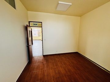 CASA EN VENTA EN LA AV. QUILCA Y OMICRON EN EL CALLAO