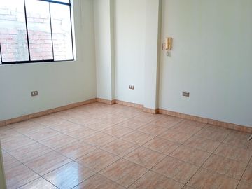 CASA EN VENTA EN LA AV. INSURGENTES, CERCA DE MALL PLAZA BELLAVISTA, CERCA DEL HOSPITAL BARTON, CERCA DE MINKA