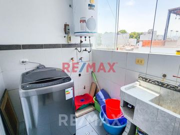 Venta De Dúplex En San Borja De 192 M² Con Terraza Incluida