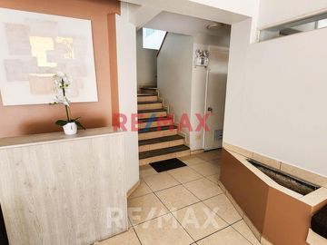Venta De Dúplex En San Borja De 192 M² Con Terraza Incluida