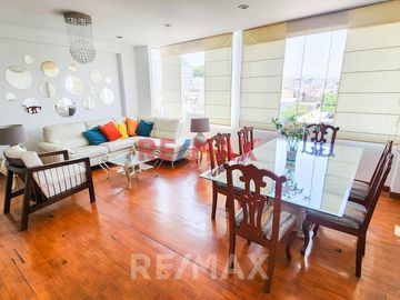 Venta De Dúplex En San Borja De 192 M² Con Terraza Incluida