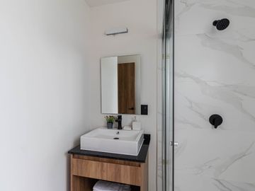 CASA EN VENTA CON ALBERCA Y AMENIDADES A 15 MINUTOS DE POLVORÍN, CUERNAVACA, EN XOCHITEPEC, MORELOS