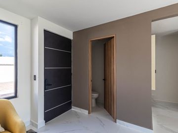 CASA EN VENTA CON ALBERCA Y AMENIDADES A 15 MINUTOS DE POLVORÍN, CUERNAVACA, EN XOCHITEPEC, MORELOS