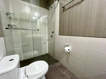 PRECIOSO y MODERNO DPTO DUPLEX, PISO 3 Y 4 CON UNA BONITA VISTA EXTERNA. NO AMOBLADO