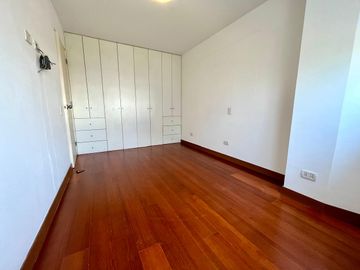 PRECIOSO y MODERNO DPTO DUPLEX, PISO 3 Y 4 CON UNA BONITA VISTA EXTERNA. NO AMOBLADO