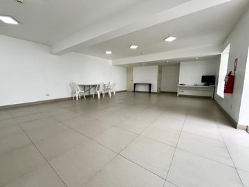 PRECIOSO y MODERNO DPTO DUPLEX, PISO 3 Y 4 CON UNA BONITA VISTA EXTERNA. NO AMOBLADO